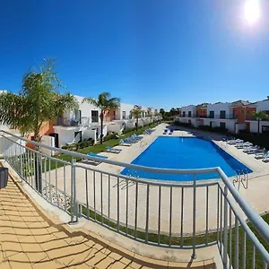  Hébergement de vacances Jardins De M